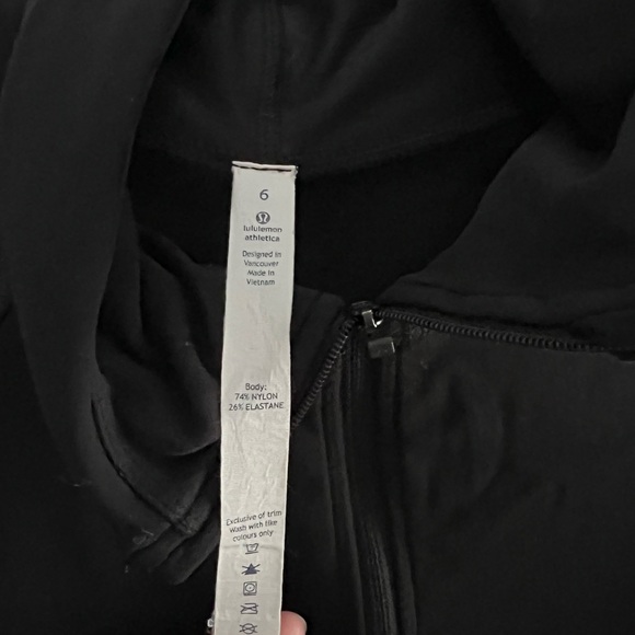 Lululemon Face The Frost 1/2 Zip Running Hoodie with textured arms sleeve & back - Picture 4 of 8